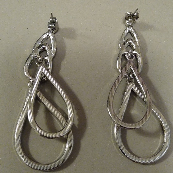 Costom Jewelry Earrings - Picture 2 of 3